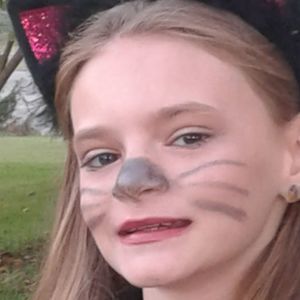 Meet your Posher, Rebecca